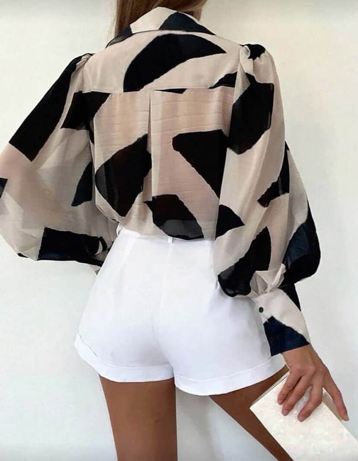 Zebra Desenli V Yaka Düğmeli Kadın Gömlek - Görsel 2