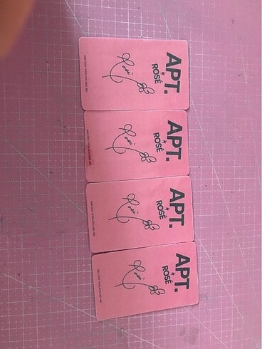 Diğer Rose apt fanmade photocard seti