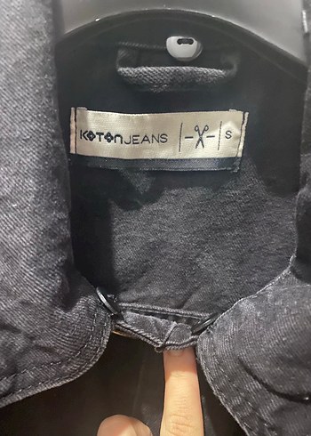 Gri Düğmeli Kadın Denim Ceket