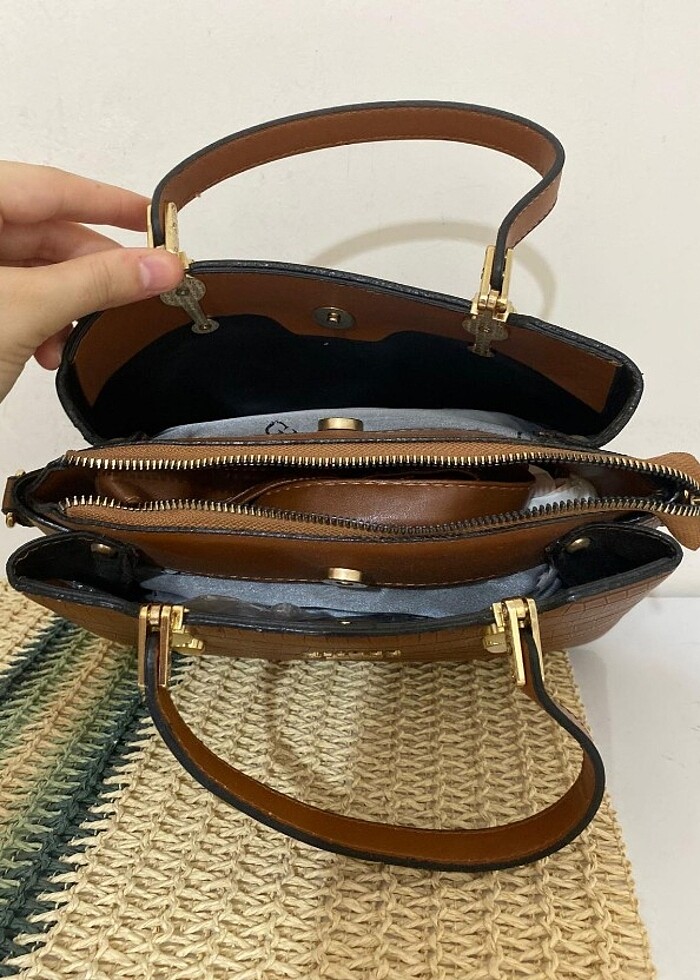 Guess kahverengi çanta  - Görsel 2