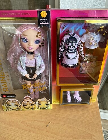 Rainbow Team Rainbow High royal three pembe bebek Barbie Monster High Lol omg