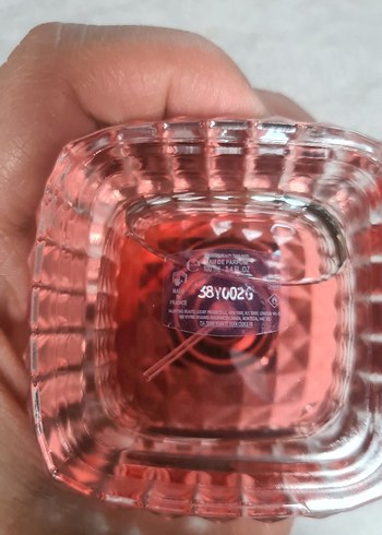 Valentino donna bor in roma 100ml Orjinal iade garantilidir - Görsel 4