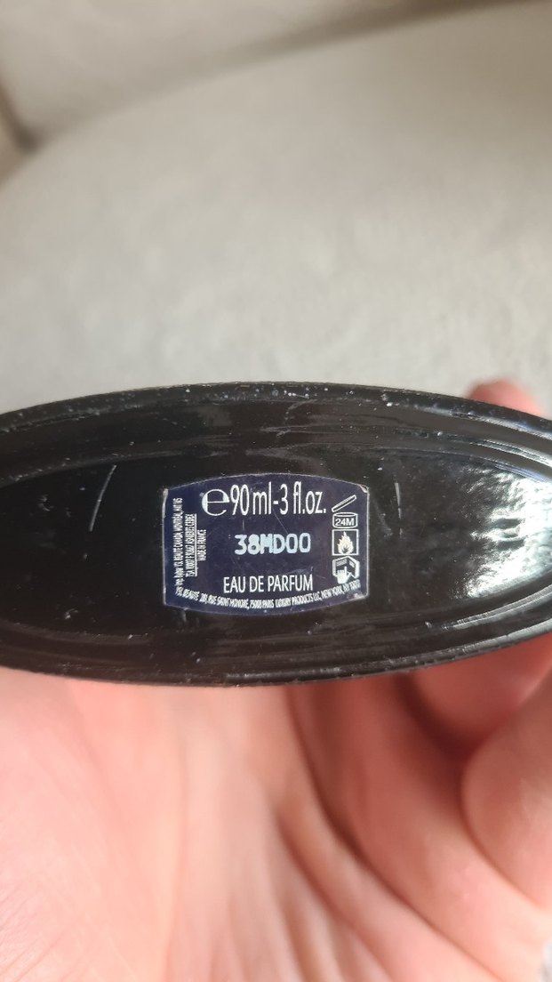 Yves Saint Laurent Black Opium 100ml Orjinal iade garantilidir. - Görsel 3