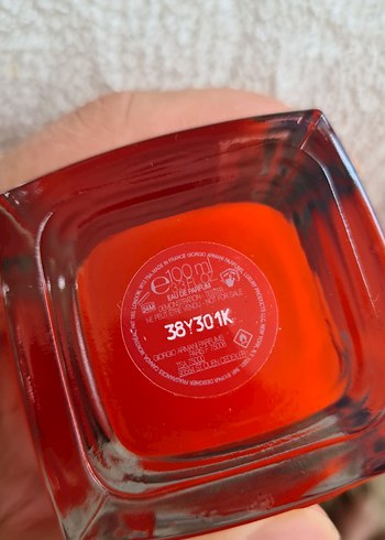 Beden Renk Giorgio Armani si passione 100ml Orjinal iade garantilidir.