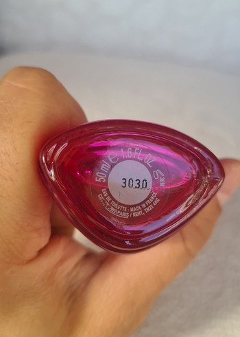 Lacoste Lacoste Touch of Pink 50ml Orjinal iade garantilidir.