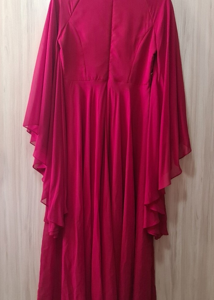 Tesettür giyim taşlı yarasa kollu bordo elbise - Görsel 2