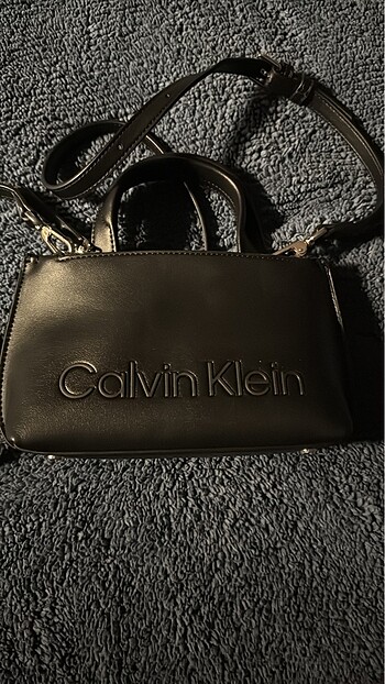  Beden Calvin klein mini tote