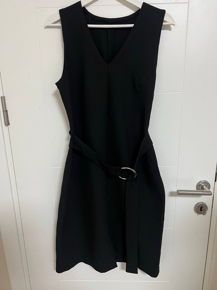 Siyah Kemerli V Yaka Midi Elbise - Görsel 2