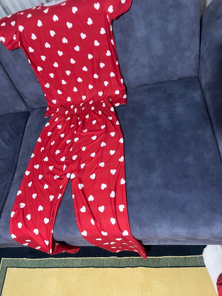 Kırmızı Kalp Desenli Kısa Kollu Kadın Pijama - Görsel 5