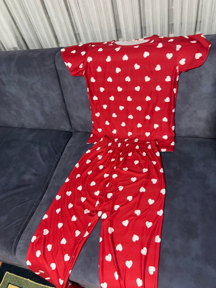 Kırmızı Kalp Desenli Kısa Kollu Kadın Pijama - Görsel 3