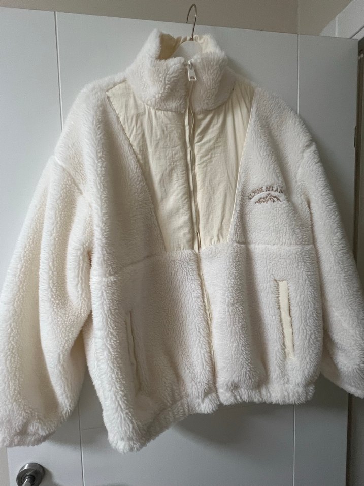 Beyaz Peluş Yumuşak Kadın Ceket - Görsel 2