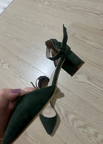 Yeşil Süet Stiletto Tokalı Kadın Topuklu - Görsel 6