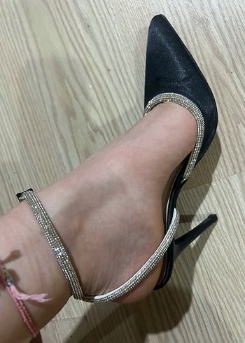 Parlak Siyah Yılan Desenli Stiletto Topuklu Ayakkabı - Görsel 9