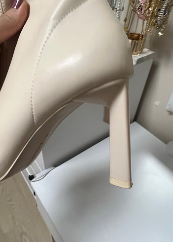 Bej Deri Stiletto Topuklu Kadın Bot - Görsel 7