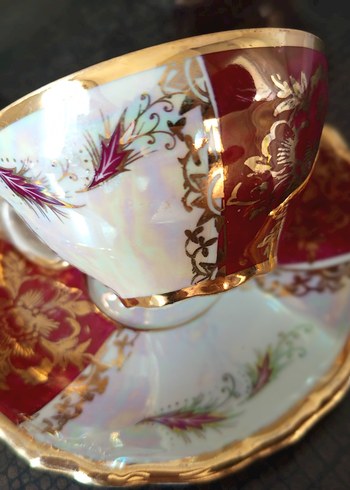 Bordo ve Altın Detaylı Antika Porselen Çay Seti - Görsel 2