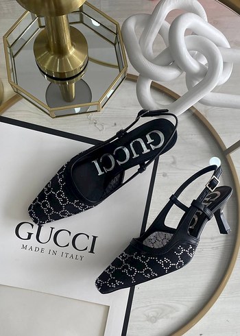 Gucci Gucci taşlı transparan Stiletto