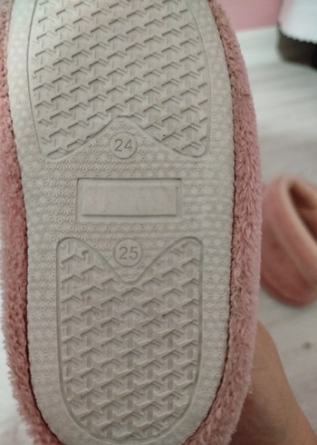 Kız Çocuk Pembe Peluş Ev Botu - Görsel 3