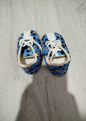 Mavi Mickey Mouse Desenli Erkek Bebek Ayakkabısı - Görsel 2