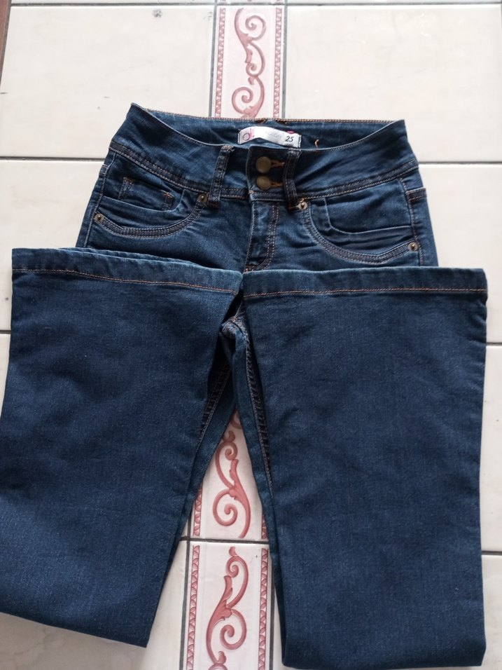 Düğmeli Koyu Mavi Dar Kesim Kadın Kot Pantolon - Görsel 2