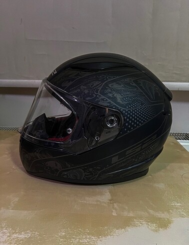 LS2 Kask