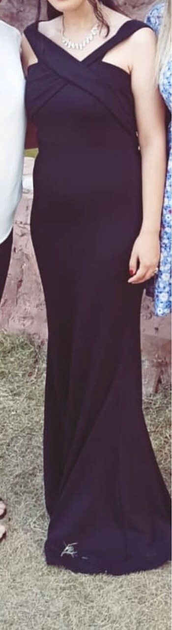 Siyah balık abiye elbise