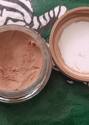 Essence Koyu Bej Allık - Görsel 5