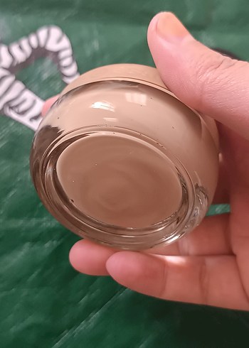 Essence Koyu Bej Allık - Görsel 4