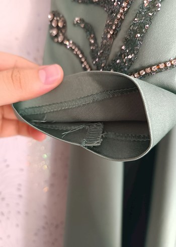 Yeşil İşlemeli Uzun Kollu Abiye Elbise - Görsel 8