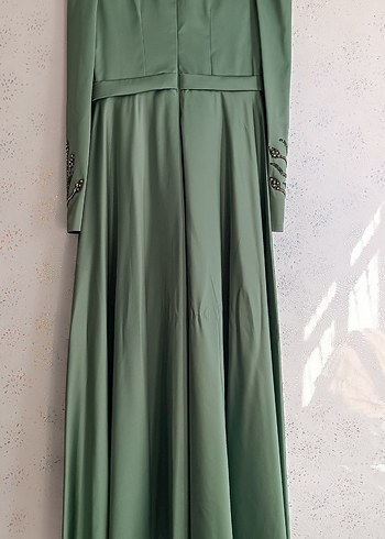 Yeşil İşlemeli Uzun Kollu Abiye Elbise - Görsel 6