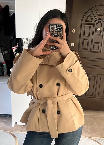 s Beden bershka model bej kısa kadın trençkot