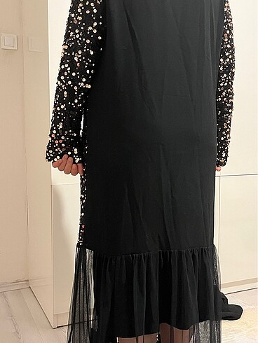 Bir kere giyildi - Görsel 2