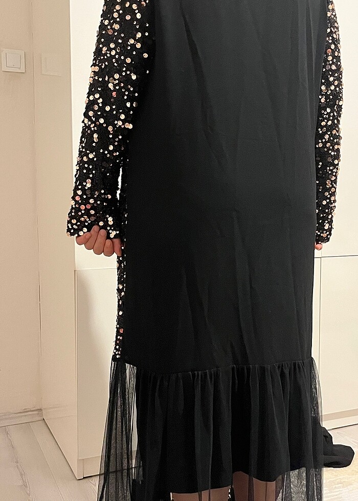 Bir kere giyildi - Görsel 2