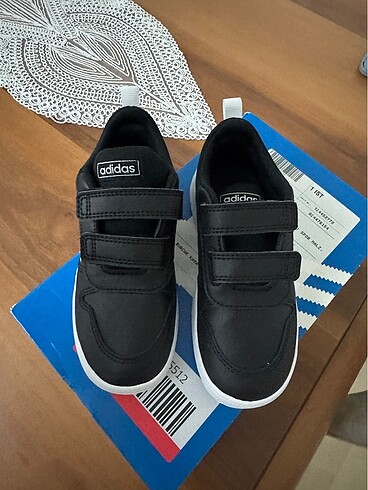 Adidas ayakkabı