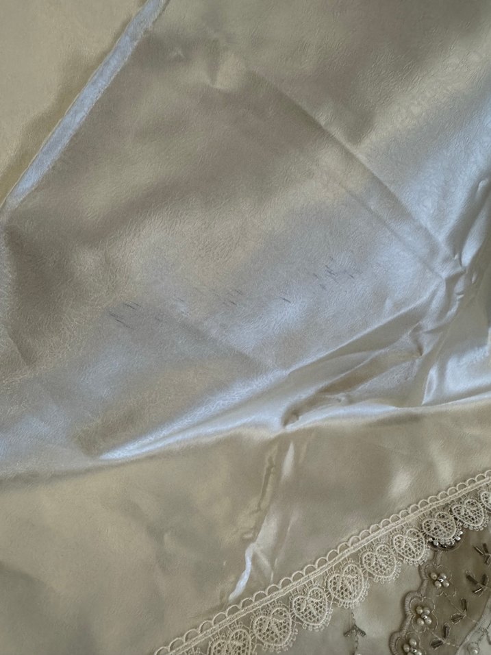 Nakışlı Beyaz Parlak bohça - Görsel 5