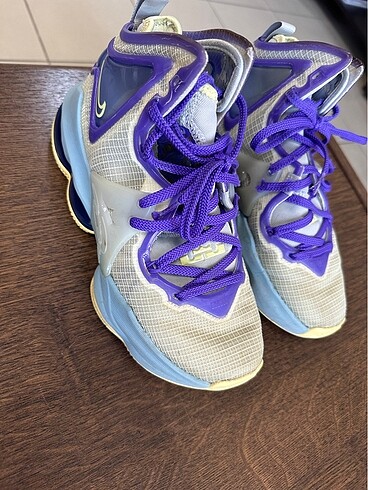 36 Beden Nike LeBron 19