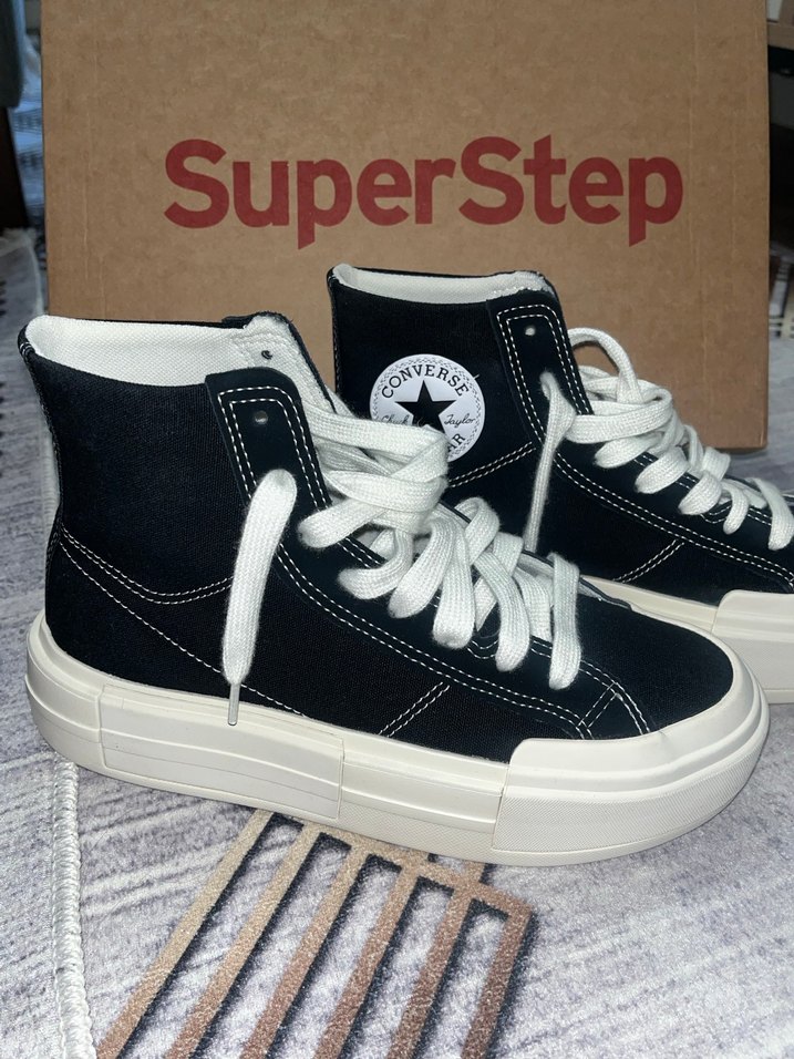 Converse. Siyah Platform Topuklu Kadın Spor Ayakkabı - Görsel 2