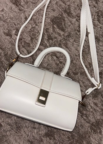 Zara Beyaz Minimalist Deri Kadın Çanta