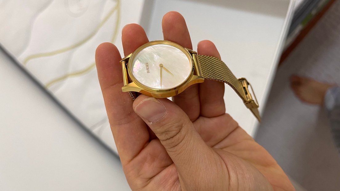 BurKer Altın Renkli Kadın Kol Saati - Görsel 4