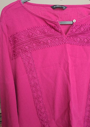 Pembe Dantel Detaylı V Yaka Kadın Bluz - Görsel 2