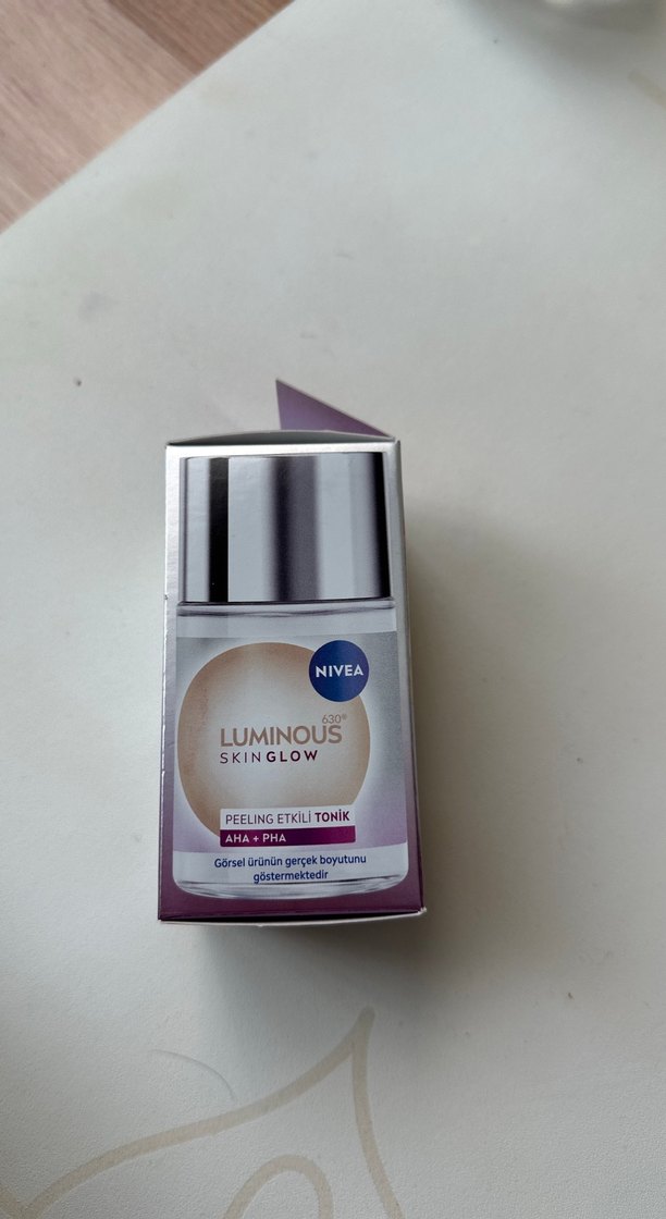 Nivea Luminous Skin Glow Peeling Etkili Tonik 100 ml - Görsel 2