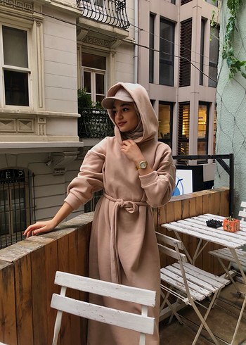 Bej Kapüşonlu swat elbise - Görsel 2