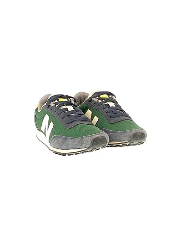 New Balance New Balance Spor Ayakkabı %70 İndirimli.
