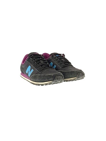 New Balance New Balance Spor Ayakkabı %70 İndirimli.