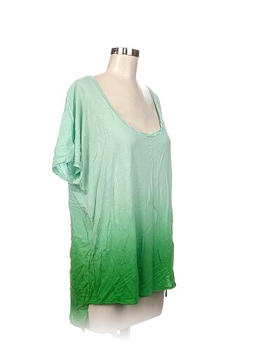 Benetton Benetton T-shirt %70 İndirimli.