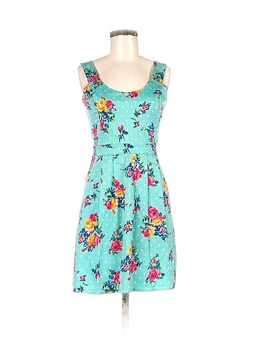 Vintage Love Kısa Elbise %70 İndirimli.