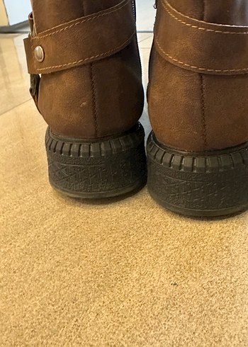 Kahverengi Kadın Bot - Görsel 5