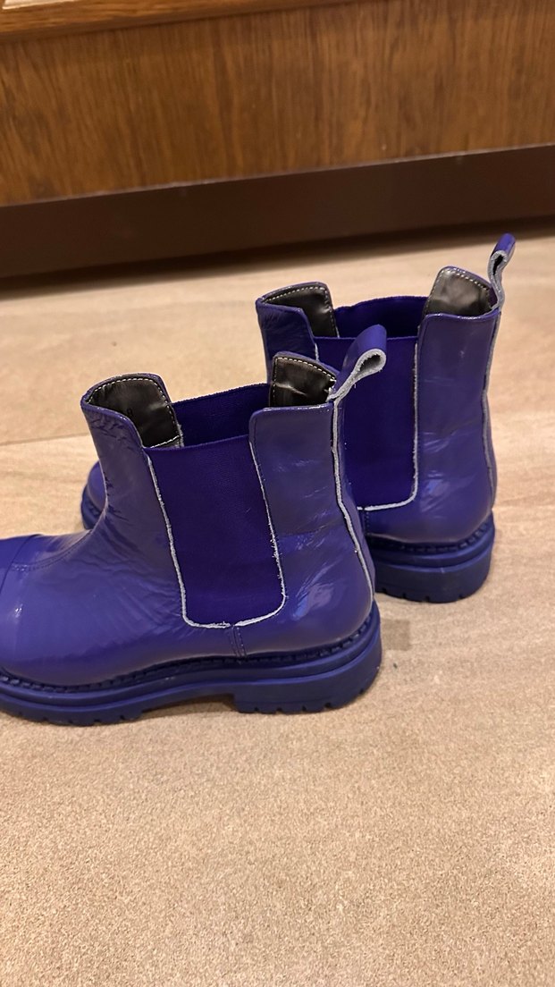 Kadın Parlak Mavi Kauçuk Topuklu Bot - Görsel 4