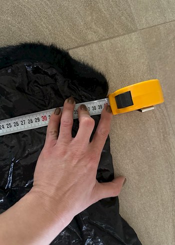 Siyah Kürk Detaylı Straplez Elbise - Görsel 3