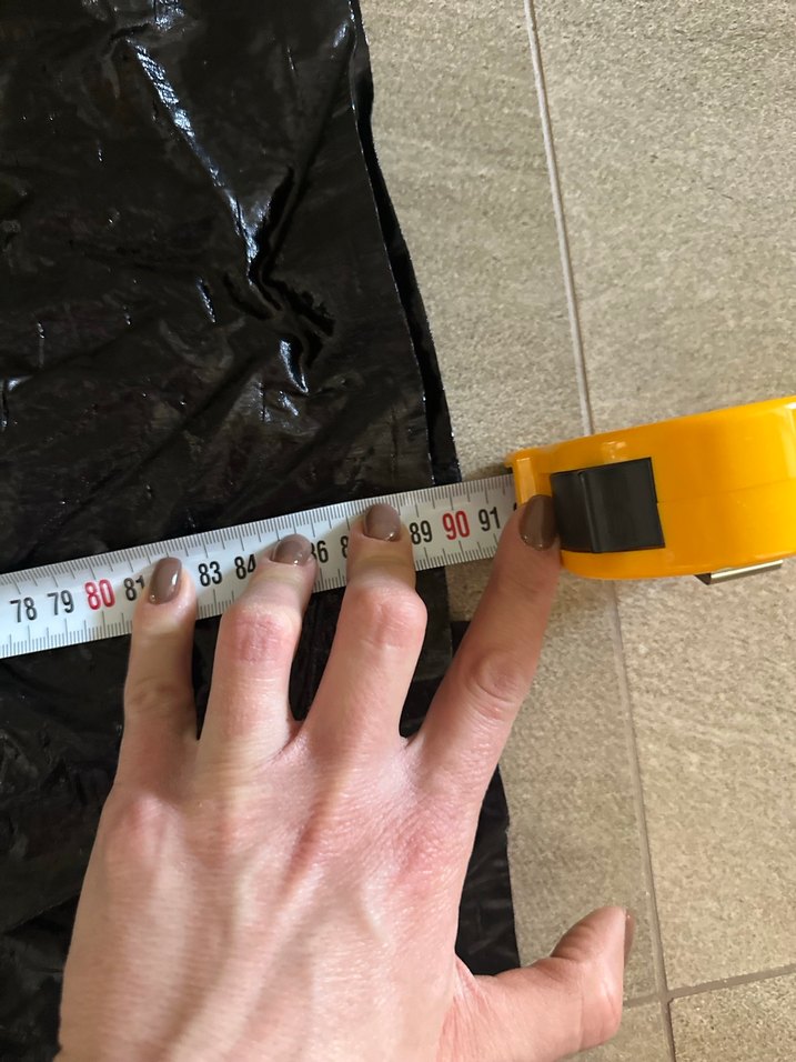 Siyah Kürk Detaylı Straplez Elbise - Görsel 4