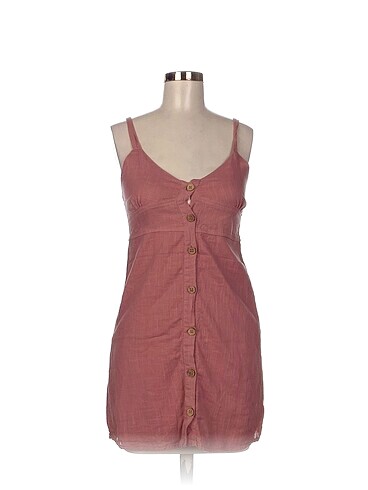 Pull and Bear Kısa Elbise %70 İndirimli.